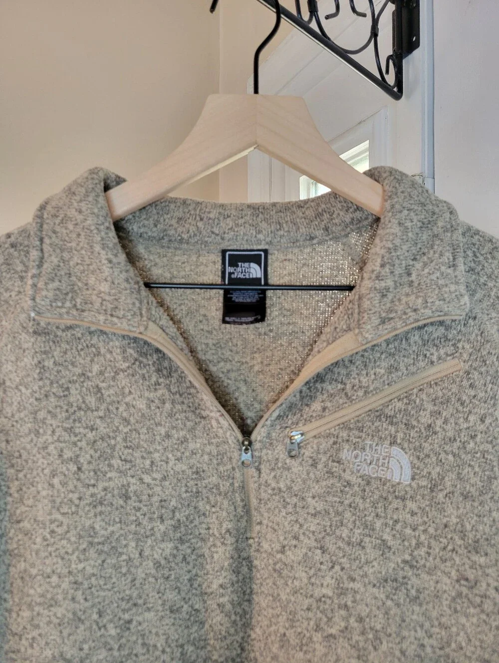 The North Face Gray Heathered Knit Fleece Quarter-Zip Pullover, Size Mens Large